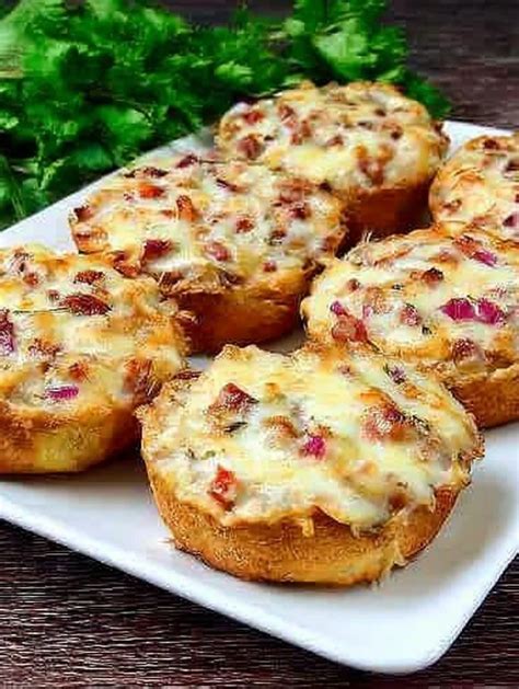 Salsiccia e formaggio al forno