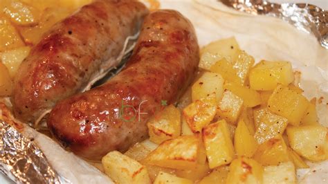 Salsiccia e patate al cartoccio