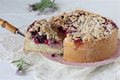 Sbriciolata ai frutti di bosco