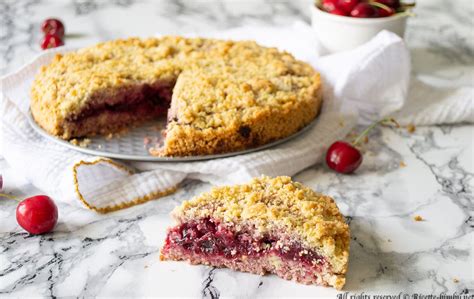 Sbriciolata alle ciliegie