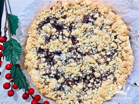 Sbriciolata con ricotta e marmellata di visciole