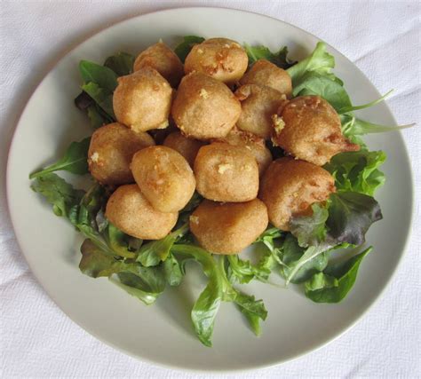 Sciatt Valtellinesi con cicorino