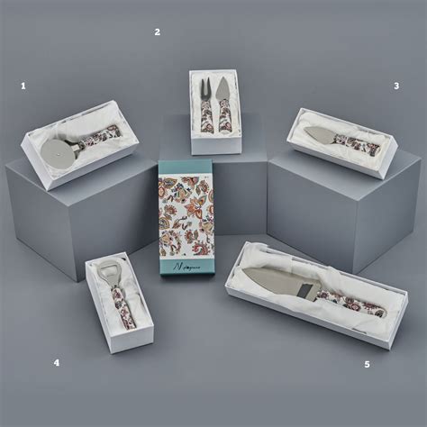 Set personalizzati di palette e coltelli per torte