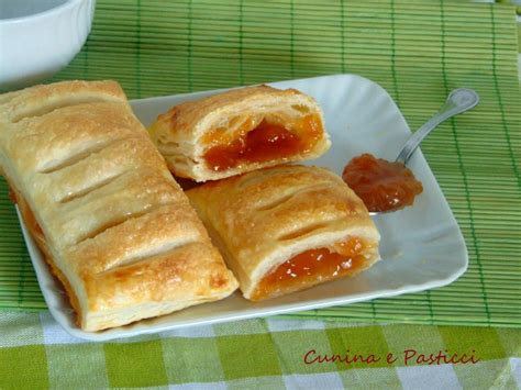 Sfogliatine alla marmellata pronte