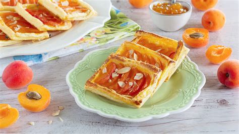Sfogliatine alle albicocche