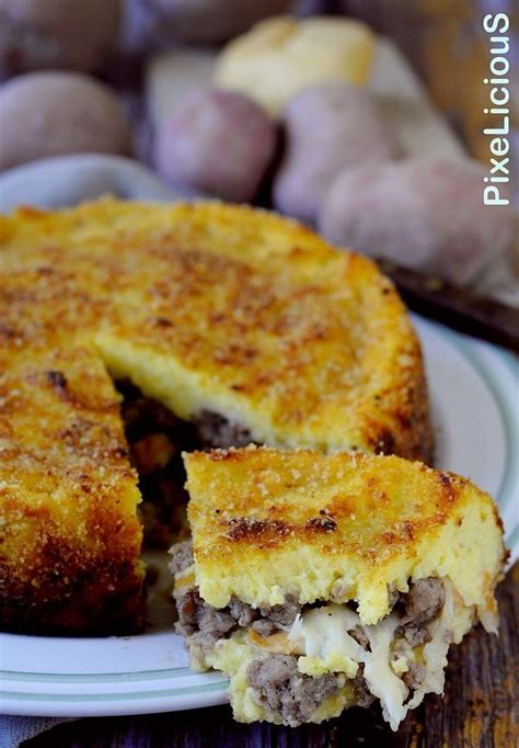 Sformato di patate con salsiccia e provola