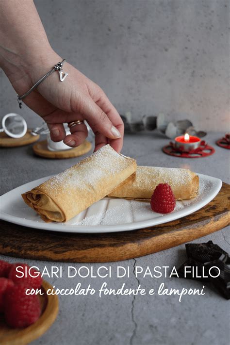 Sigari di Pasta Fillo con Cioccolato Fondente e Lamponi