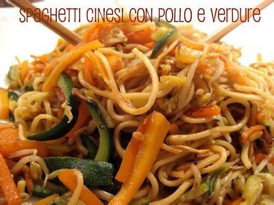 Spaghetti Cinesi con Verdure e Uovo