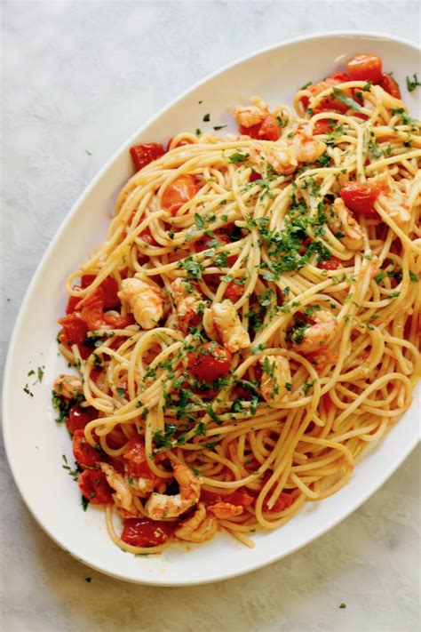 Spaghetti ai Gamberi e Pomodorini con Menta e Limone