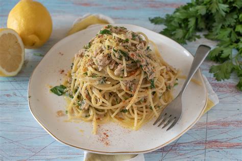 Spaghetti al Limone e Acciughe