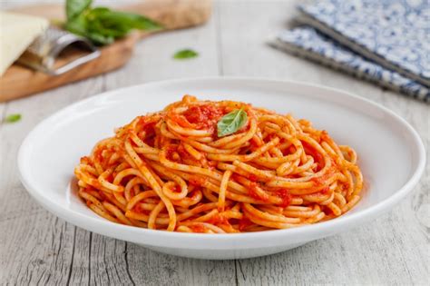 Spaghetti al Pomodoro