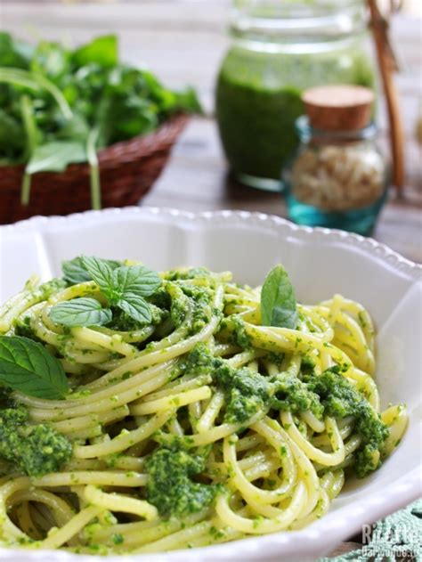 Spaghetti al pesto di rucola