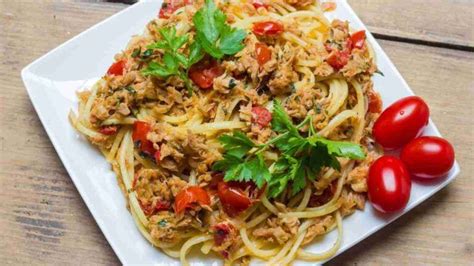 Spaghetti al pesto di tonno