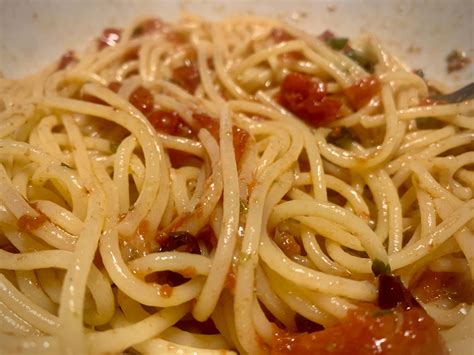 Spaghetti alla Checca sul rogo