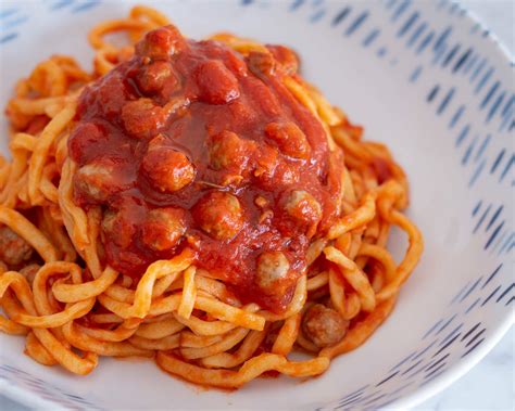 Spaghetti alla chitarra con pallottine