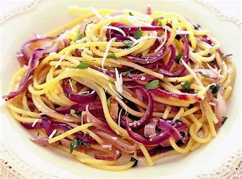 Spaghetti con Cipolla di Tropea