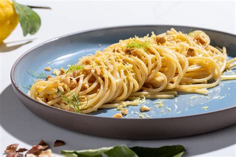 Spaghetti con Colatura di Alici