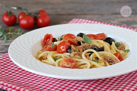 Spaghetti con Tonno e Pomodorini