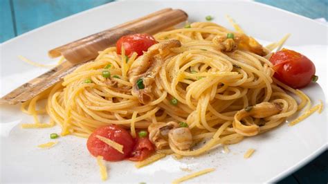 Spaghetti con i Cannolicchi