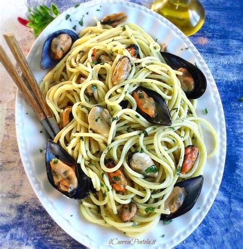 Spaghetti con le Cozze in Bianco