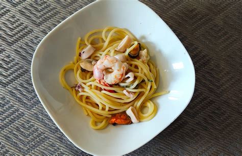 Spaghetti con preparato di pesce surgelato