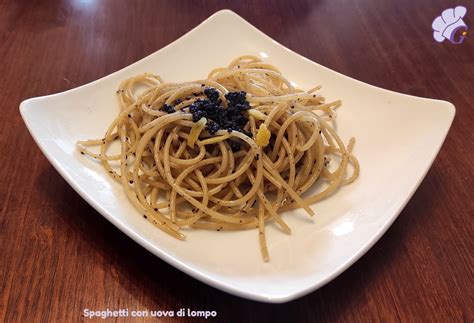 Spaghetti con uova di lompo