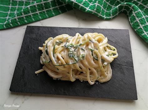 Spaghetti crema di formaggi