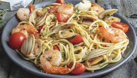Spaghetti di Riso ai Frutti di Mare