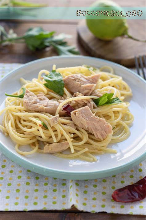 Spaghetti tonno e lime impiattati