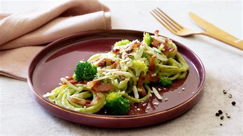 Spaghettoni con Ratatouille e Crema di Ricotta