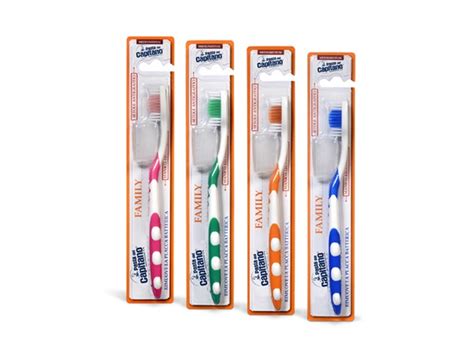 Spazzolino Pasta del Capitano