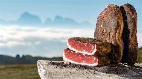 Speck Alto Adige IGP