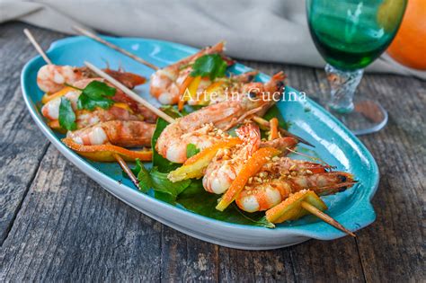 Spiedini di Mazzancolle e Salsiccia