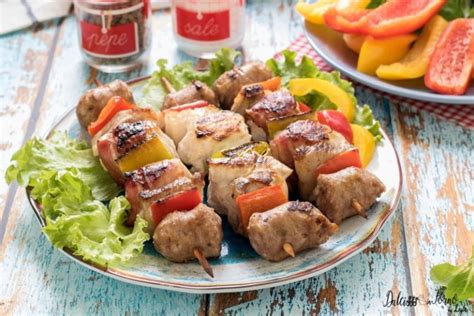 Spiedini di carne e anguria