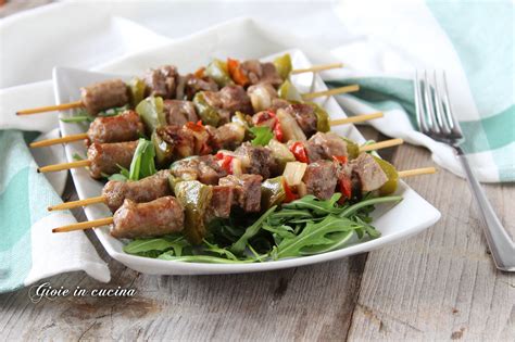 Spiedini di verdure e carne