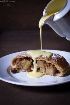 Strudel di mele con salsa alla vaniglia