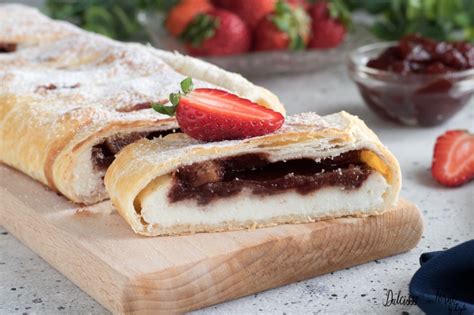 Strudel di ricotta e marmellata