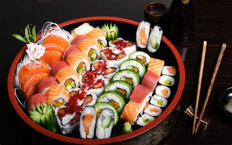 Sushi Ni: Selezione di Sushi e Sashimi