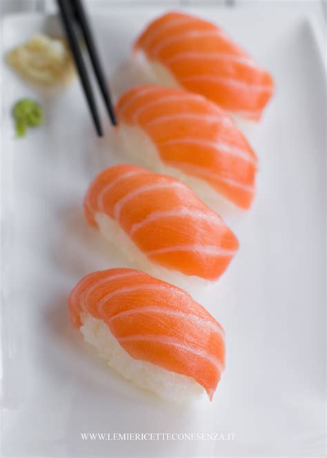 Sushi al Salmone