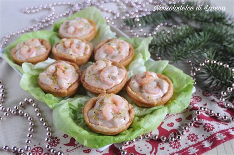 Tartine di pasta sfoglia con gamberetti