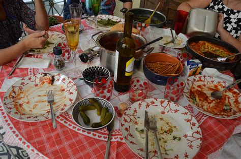 Tavola imbandita per Halloween in Italia