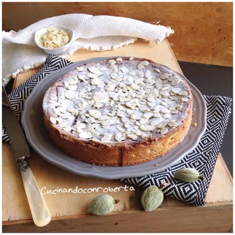 Torta Amarene e Mandorle