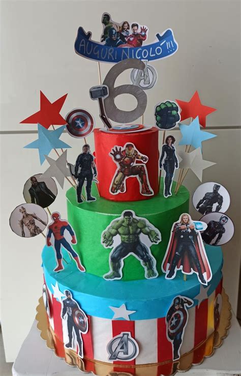 Torta Avengers