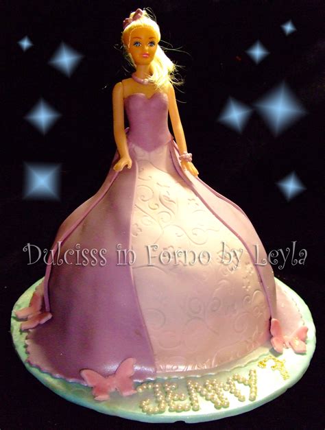 Torta Barbie in Pasta di Zucchero