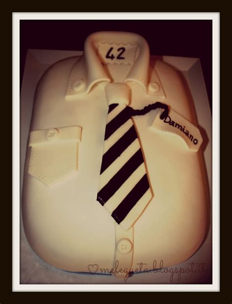 Torta Camicia e Cravatta
