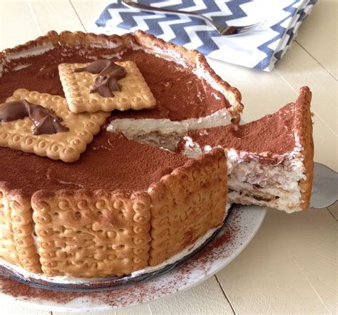 Torta Fredda con Biscotti e Nutella
