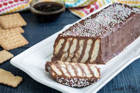 Torta Mattonella con Biscotti e Cioccolato