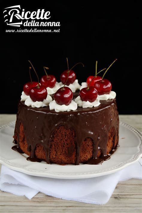 Torta Moderna Cioccolato e Ciliegie