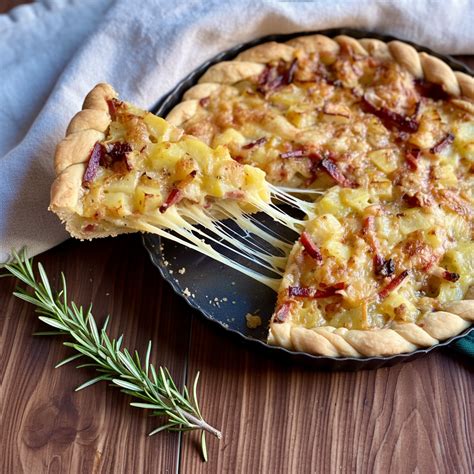 Torta Rustica con Speck e Fontina
