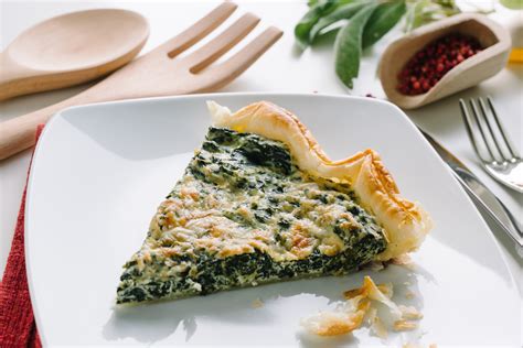 Torta Rustica con Spinaci e Salsiccia